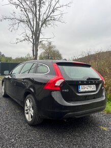 Predam Volvo v60 - 3