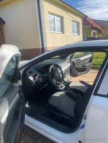 Predám Opel Astra 1,7 CDTI - 3