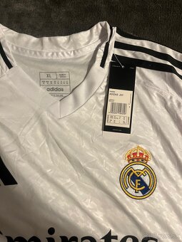 Real Madrid Dres - 3