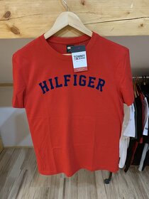 Tommy Hilfiger - Tričká a Mikiny pánske a dámske - 3