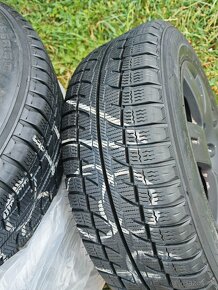 Predám zimné gumy 195/65 R16 C na elektrónoch na VW - 3