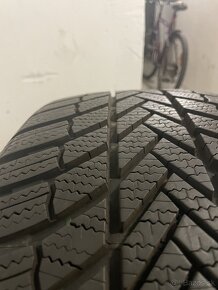 Zimne pneu 255/45 R20 Bridgestone - 3