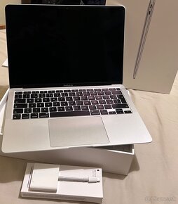 MacBook Air M1 2020 + Multiport adapter Apple - 3