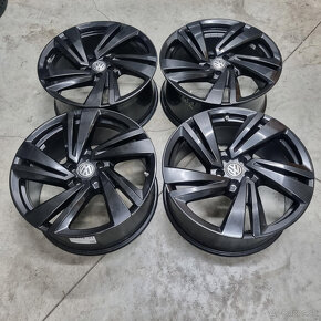 ALU Volkswagen Touareg disky 5x112 R20 ET33 - 3