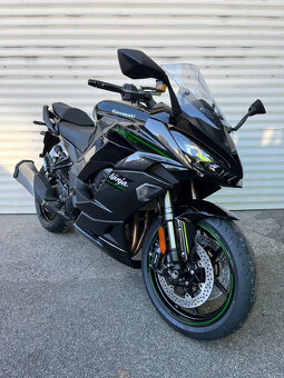 Kawasaki Ninja 1100SX - 3