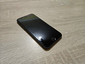 Iphone 8 64gb plnefunkcny bez poskodenia telefon v super sta - 3