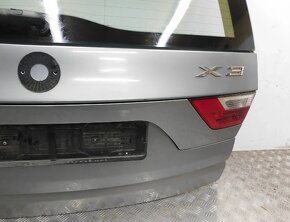 BMW X3 E83 5. piate kufrové dvere kufor - 3