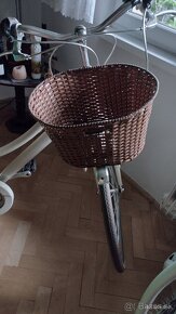 Predám zánovny veľmi pohodlný a elegantný dámsky bicykel Ret - 3