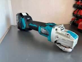 MAKITA DGA521Z - Akumulátorová uhlová brúska X-LOCK - 3