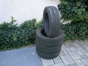 Predám 4x celoročné pneu Kleber 215/60 R17 96HXL - 3