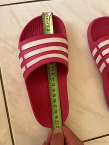 Detske Adidas šlapky - 3