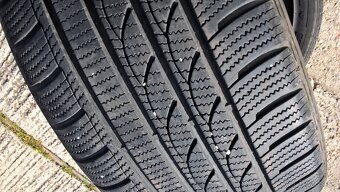 2 ks ZIMNÉ 215/50 R17 95V XL ROCKSTONE cca 5-6 mm 19,99€/kus - 3