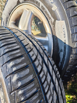 Na predaj elektróny s pneumatikami Pirelli 195/65R15 - 3