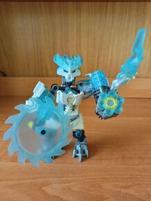 LEGO Bionicle - Protector of Ice - 3