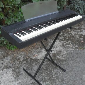 Digitální piano Yamaha P-70 - 3