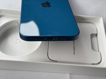 Predám iPhone 13 128GB Blue -Komplet balenie - 3