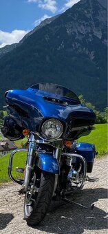 Harley-Davidson Street Glide 115” Anniversary - 3