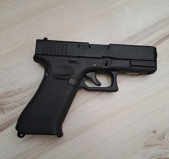 Airsoft Glock 17 Blowback - 3