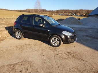 Suzuki Sx4 1.6 benzin 4x4 rok vyroby 2010 - 3