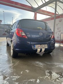 Opel corsa D 1.2 - 3