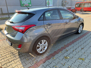 Hyundai i30 1.6 CRDi DOHC 16V - 3