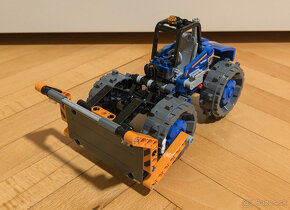 lego technic 42071 - dozer compactor - 3