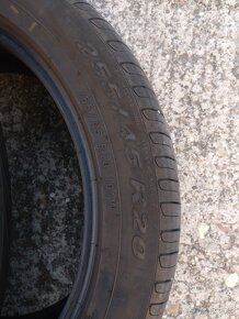 Pirelli 255/45R20 - 3