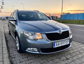 Škoda Superb II combi 2012 - 3