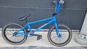 Predám BMX Diamondback 2017 AMPT "20" - 3