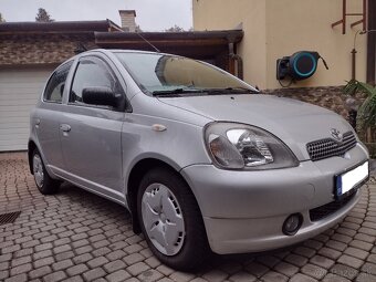 Toyota Yaris  1,3i 16V ,  63kw,   5dver. - 3