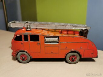 Dinky toys Fire Engine požiarnici - 3