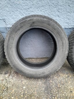 Predám zimné pneumatiky Bridgestone 205/60/R16 - 3