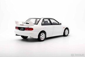 Mitsubishi Lancer EVO III 1:18 - 3