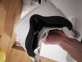 Oculus Quest 2 (256GB) - 3