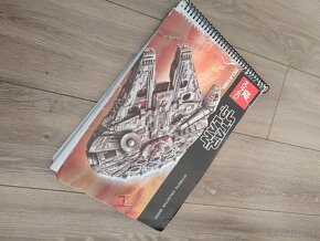 LEGO Milenium Falcon 75192 postavené - 3