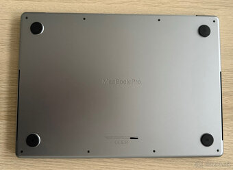 Macbook Pro 14" M1 Pro 32GB/512GB 10 CPU AI ready - 3