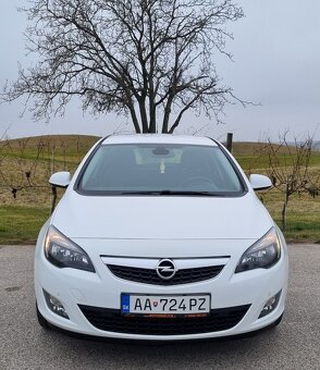 Opel Astra 1.4 16V 74KW/101PS R.V.08/2010 - 3