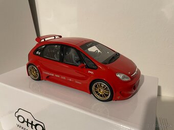 1:18 Ottomobile -  Citroen Sbarro Picasso - 3