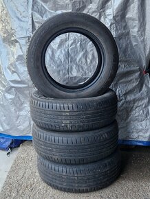 215/60 R16 - 3