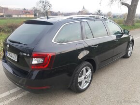 ŠKODA OCTAVIA COMBI 2,0 TDI DSG - 3