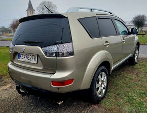 Mitsubishi Outlander II 2,0 DID 4x4 103kw r.v. 2009 6 rýchlo - 3