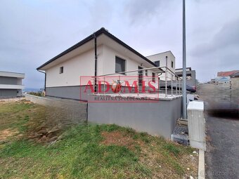 Pedáme pekný obývaný bungalov 4izbový Prešov - Šalgovík, tep - 3