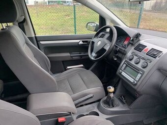 Volkswagen Touran 2.0tdi dovoz De - 3