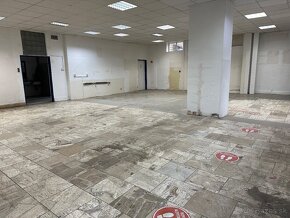 Na prenájom obchodný priestor 230m2 - Voľný Ihned - 3