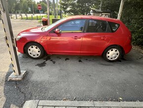 Mazda 3 Hatchback - 3