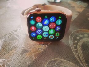 Apple Watch 8 - 3