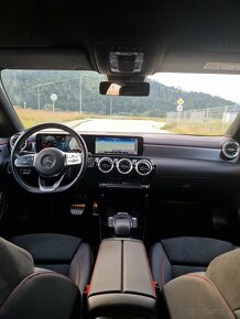 Mercedes CLA 200 - 3