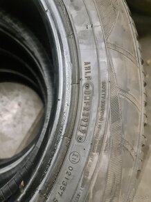 215/65 R17 FALKEN EUROWINTER. - 3