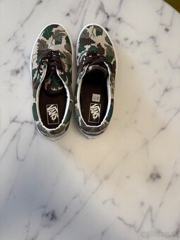 Vans - 3