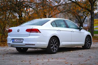 VOLKSWAGEN PASSAT SEDAN/ 2.0 TDI 110KW/ SR AUTO/ FULL LED/ N - 3